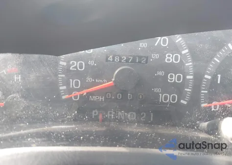 1998 Ford F-150 Lariat/Xl/Xlt z USA, uszkodzony, nr VIN 1FTZX07WXWKB66665